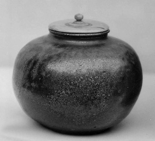 Tea jar