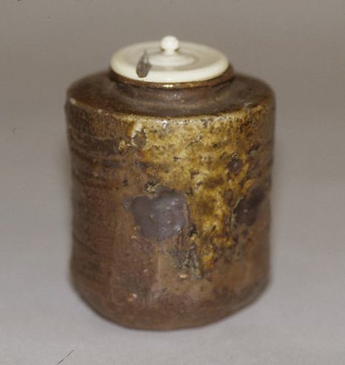 Tea jar with cover