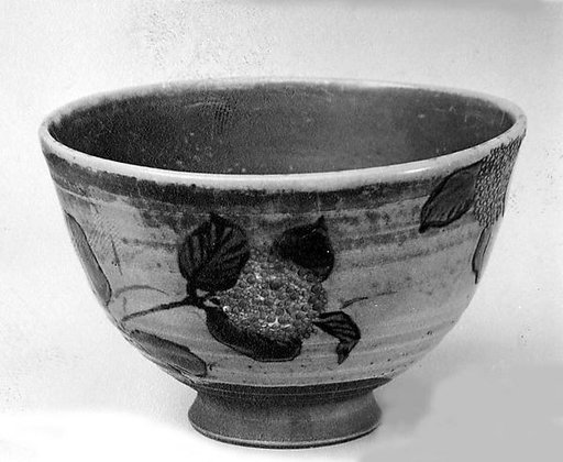 Tea Bowl with Hydrangeas