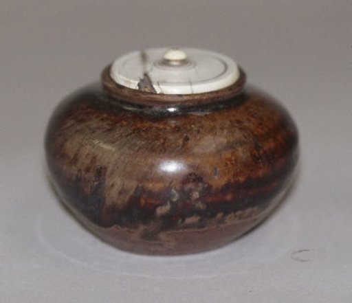 Tea jar