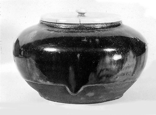 Tea jar