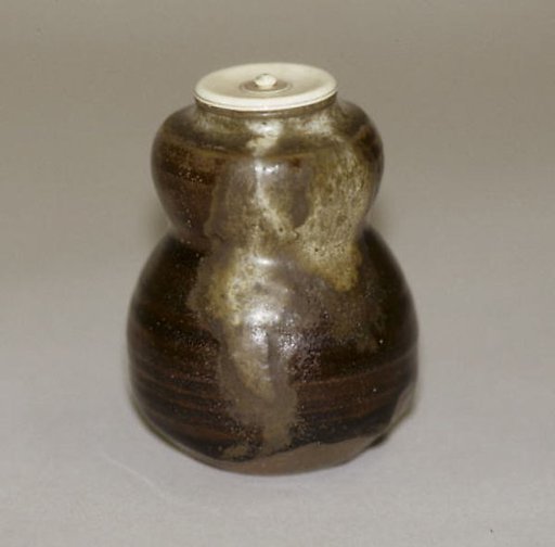 Tea jar