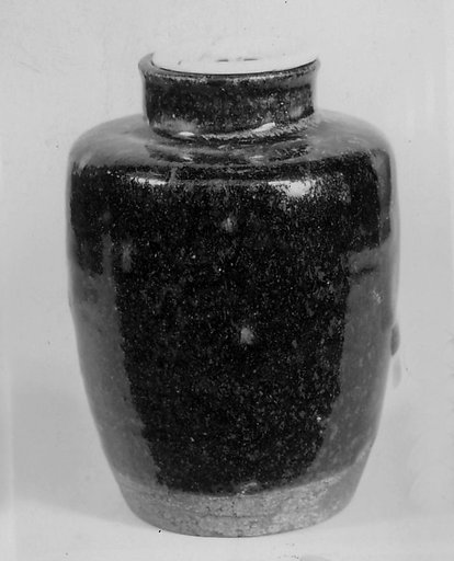 Tea jar