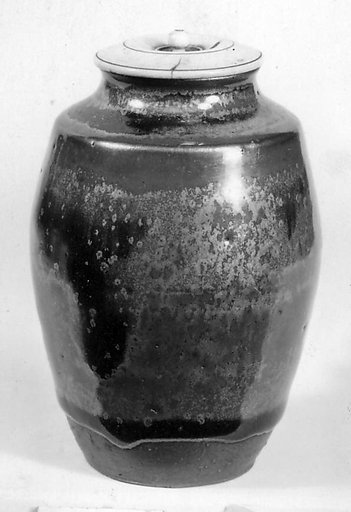 Tea jar