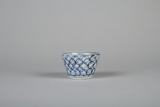 Set of Five Soba Cups (Soba choko) with Interlinked Circles (Shippō)