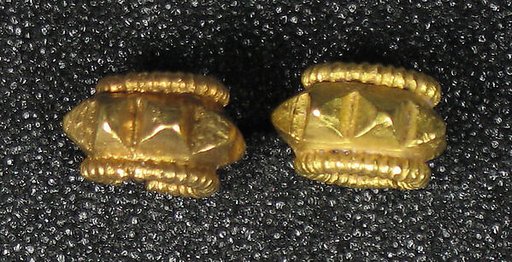 Pair of Ear Ornaments, Pyramid Type