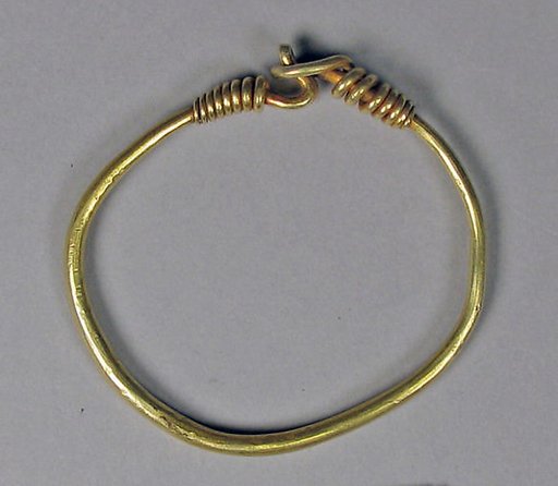 Bracelet with Twisted Wire
