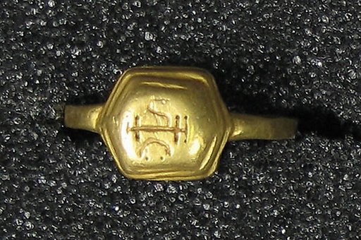 Ring with Rectangular Bezel