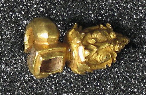 Earring