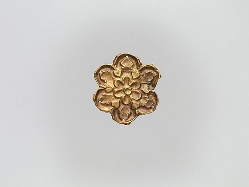 Flower-Shaped Clothing Plaque