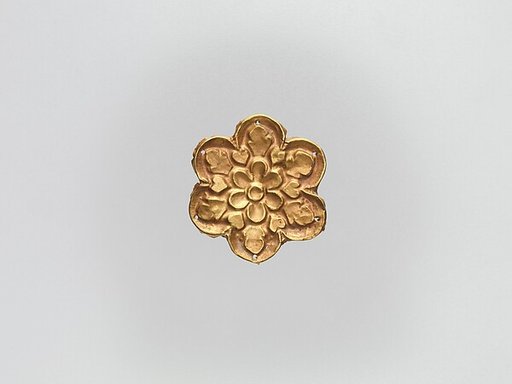 Flower-Shaped Clothing Plaque