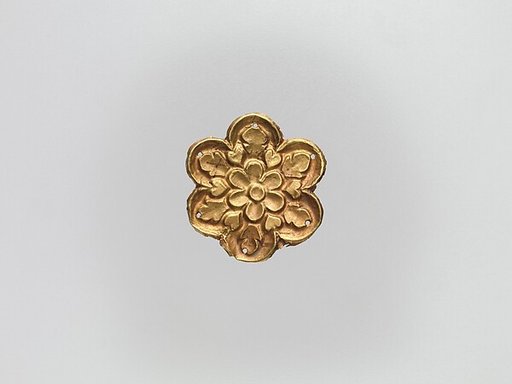 Flower-Shaped Clothing Plaque