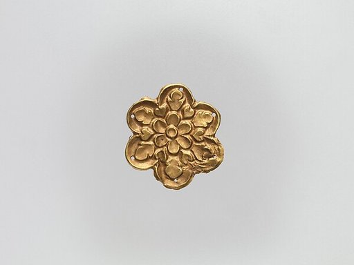 Flower-Shaped Clothing Plaque