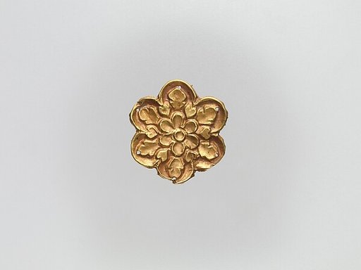Flower-Shaped Clothing Plaque