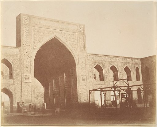 [Court of the mosque Gawhar Shad, MESHED, 1418 (?)]