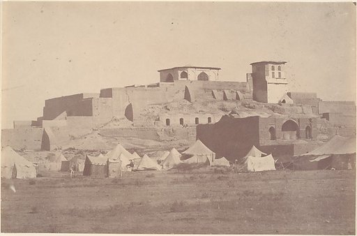 [A Persian Citadel in the Environs of Sultaniye]