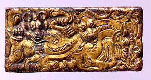 Belt Buckle with Animal-Combat Scene