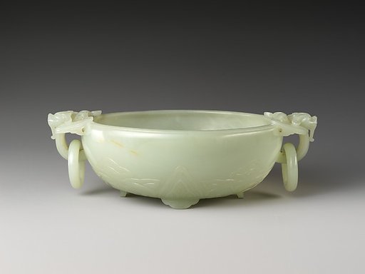 Bowl with ring handles