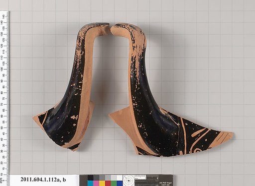 Terracotta fragments of a kylix (drinking cup)