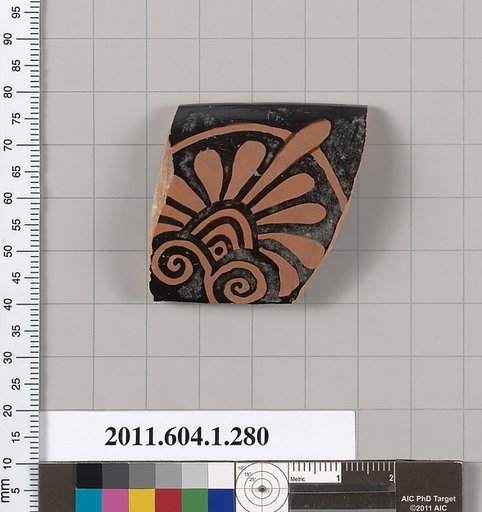 Terracotta rim fragment of a kylix (drinking cup)