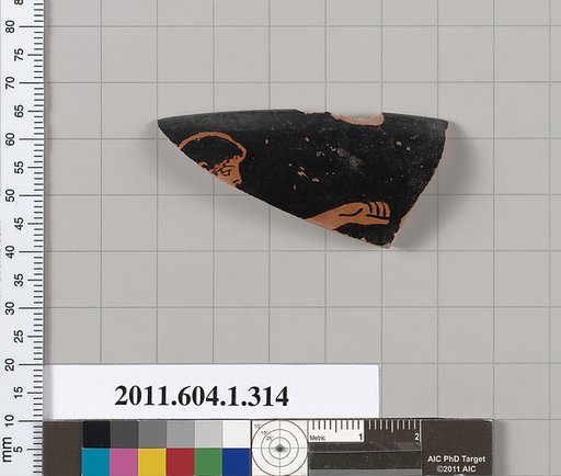 Terracotta rim fragment of a kylix (drinking cup)