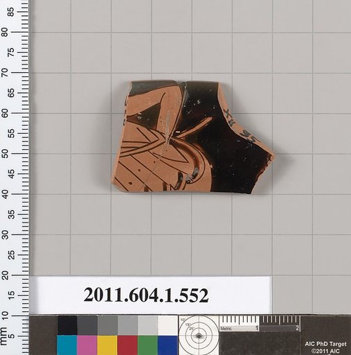 Terracotta rim fragment of a kylix (drinking cup)
