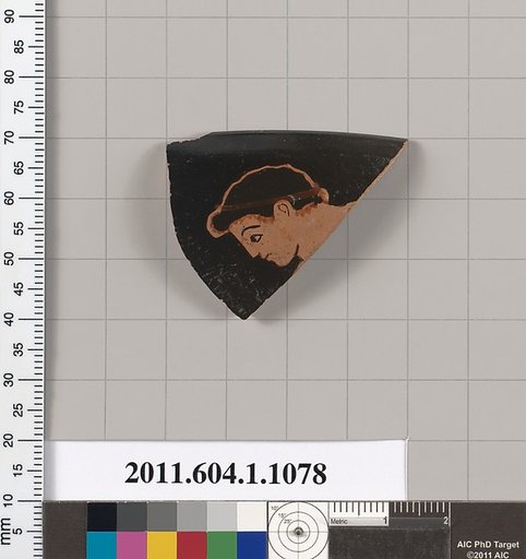Terracotta rim fragment of a kylix (drinking cup)