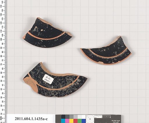 Terracotta fragments of kylikes (drinking cups)