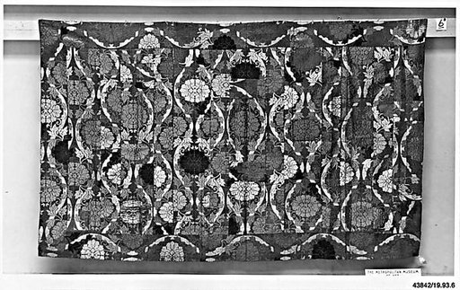 Seven-Panel Buddhist Monk’s Vestment (Shichijō kesa) with Peony Patterns in Undulating Columns