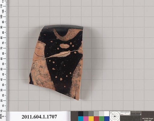 Terracotta rim fragment of a kylix (drinking cup)