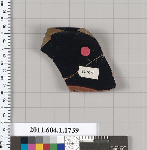 Terracotta rim fragment of a kylix (drinking cup)