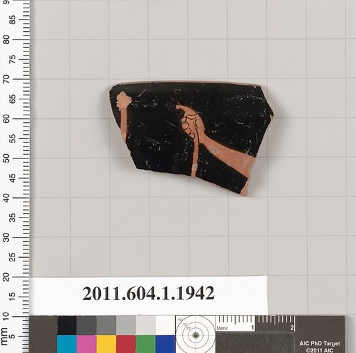 Terracotta rim fragment of a kylix (drinking cup)