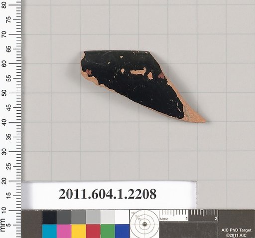 Terracotta rim fragment of a kylix (drinking cup)