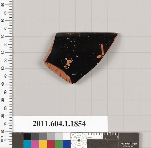 Terracotta rim fragment of a kylix (drinking cup)