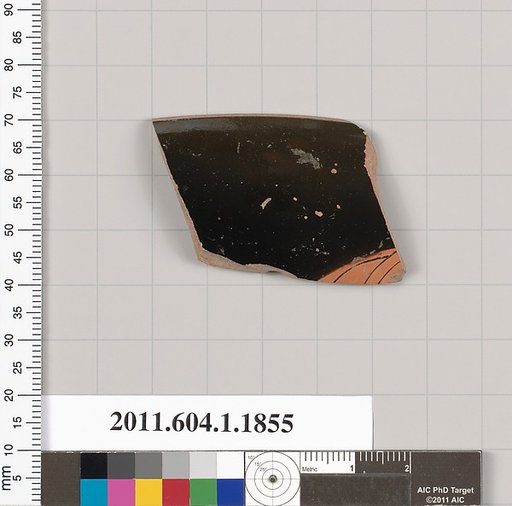 Terracotta rim fragment of a kylix (drinking cup)