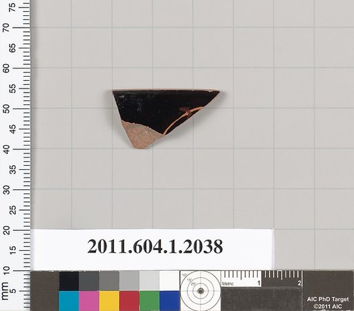 Terracotta rim fragment of a kylix (drinking cup)