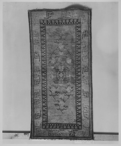 Rug