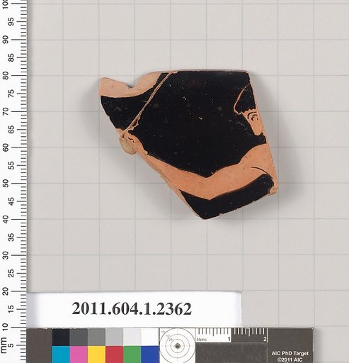 Terracotta rim fragment of a kylix (drinking cup)