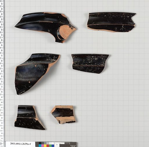 Terracotta rim fragments of kylikes (drinking cups)