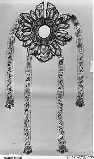 Collar with Various Symbols