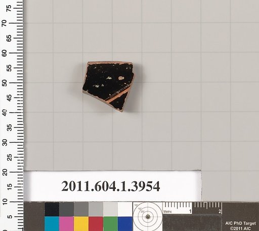 Terracotta rim fragment of a kylix (drinking cup)