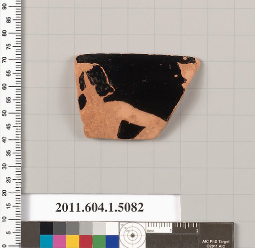 Terracotta rim fragment of a kylix (drinking cup)