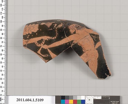 Terracotta rim fragment of a kylix (drinking cup)