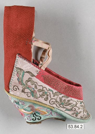 Woman's Shoe for Bound Feet