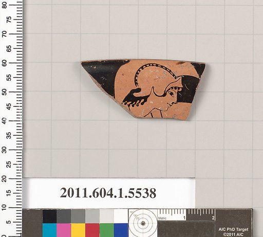 Terracotta rim fragment of a kylix (drinking cup)
