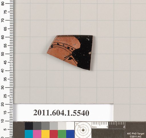 Terracotta rim fragment of a kylix (drinking cup)