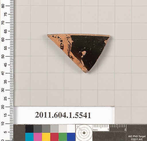 Terracotta rim fragment of a kylix (drinking cup)