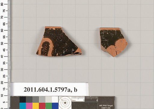 Terracotta rim fragments of a kylix: eye-cup (drinking cup)
