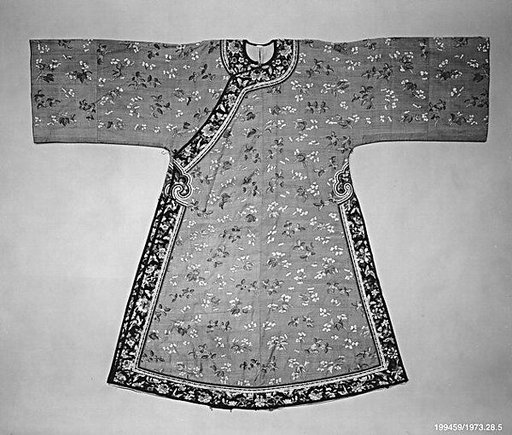Woman's Informal Robe