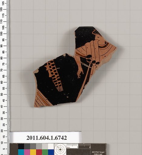 Terracotta rim fragment of a kylix (drinking cup)